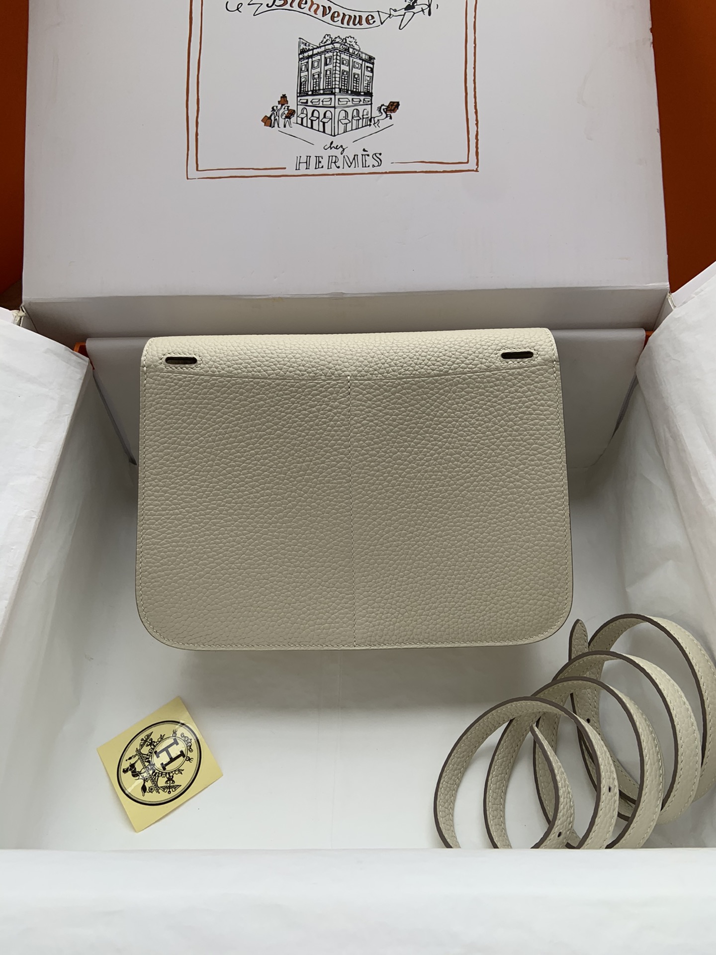 Hermes Halzan 25 Handbag Shoulder Bag In Pearl Grey Clemence Leather